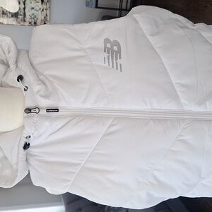 BRWT New Balance Vest Womens MED.